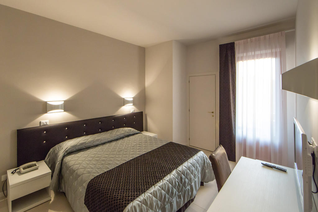 Hotel Delta Montevarchi Zimmer foto